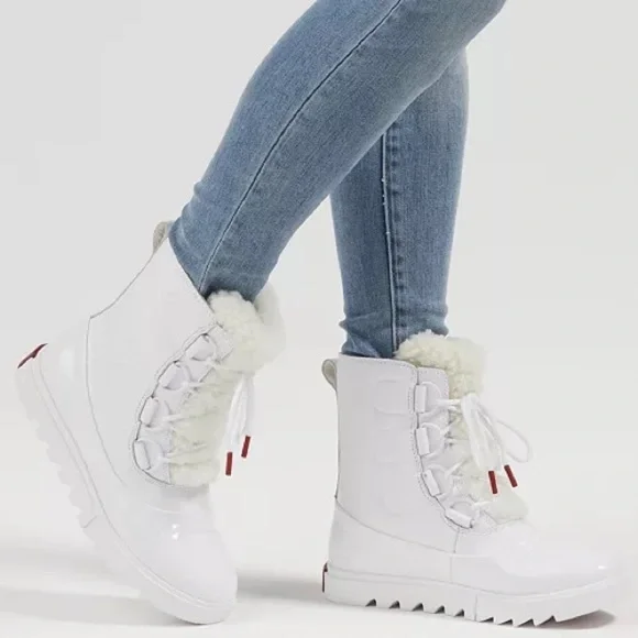 Sorel White Ankle Boots with Red Accents - Picture 16 of 16
